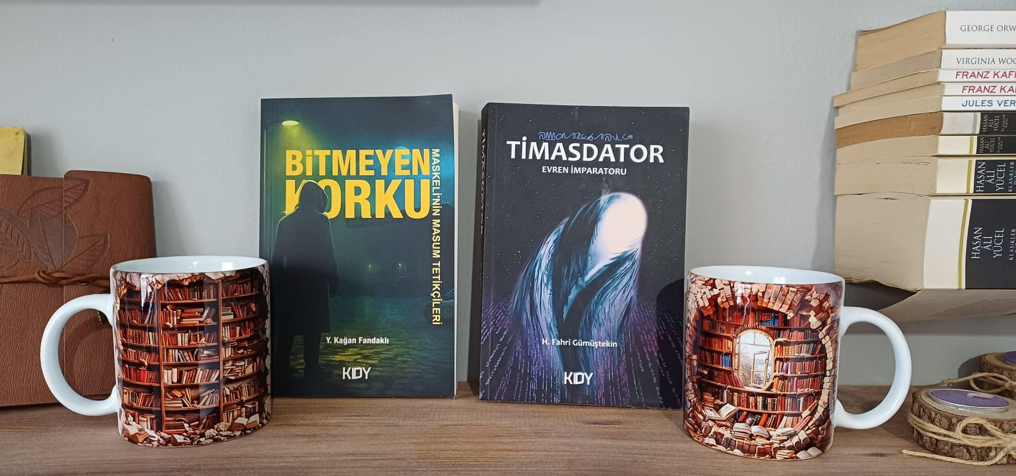 Y. KAĞAN FANDAKLI ve H. FAHRİ GÜMÜŞTEKİN'İN KİTAPLARI SATIŞTA